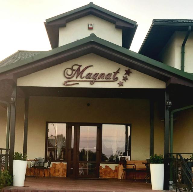 Hotel MAGNAT