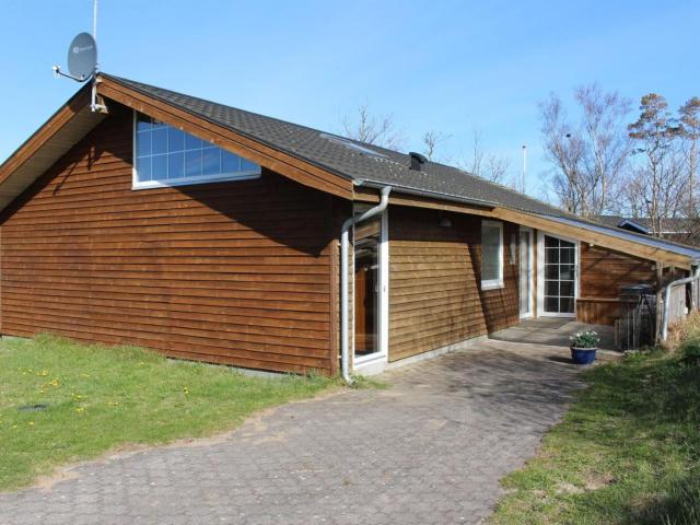 Holiday Home Frieda - 250m from the sea in NE Jutland by Interhome