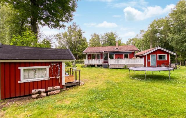 Lovely Home In Örkelljunga With Kitchen