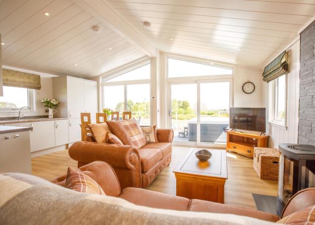 Drumcarrow Luxury Lodges