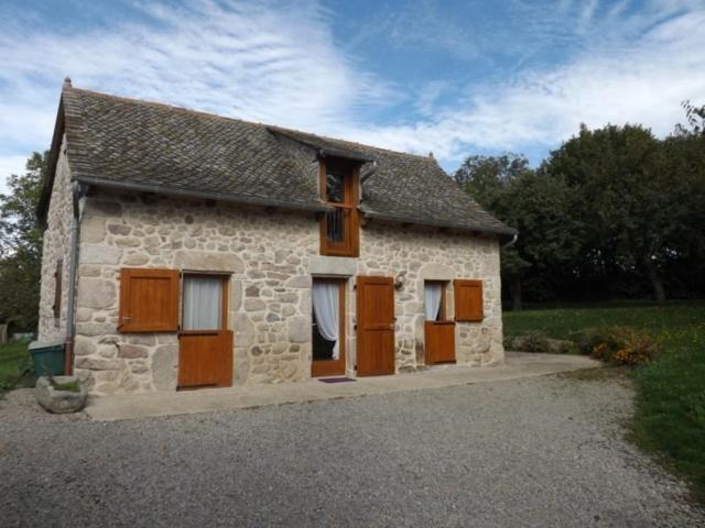 Maison de Caractère au Calme avec Jardin, Terrasse et Wifi - Proche Sites Touristiques et Randonnées - FR-1-742-13