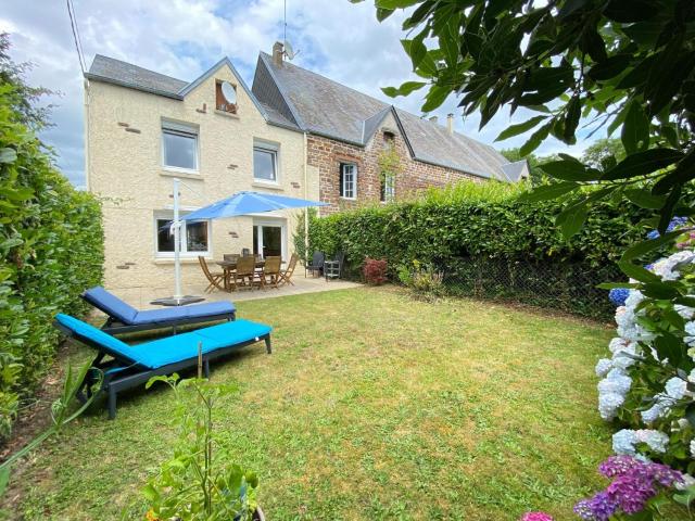 Charming home on west coast of the Cotentin