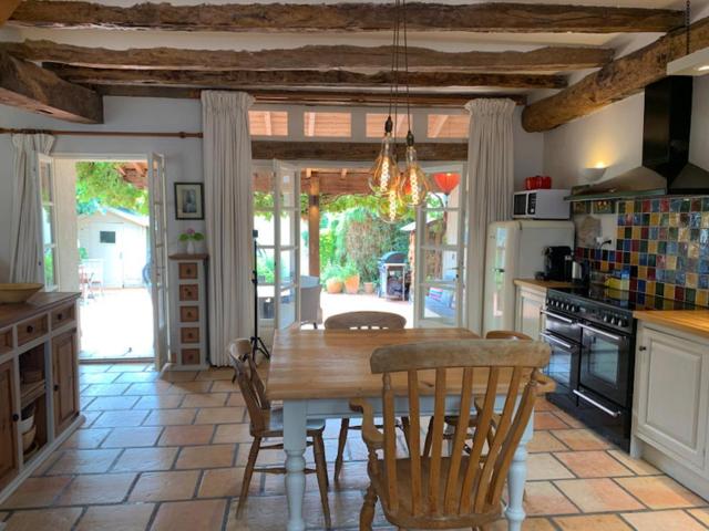 Charming 2-Bed House in St Meard de Gurcon