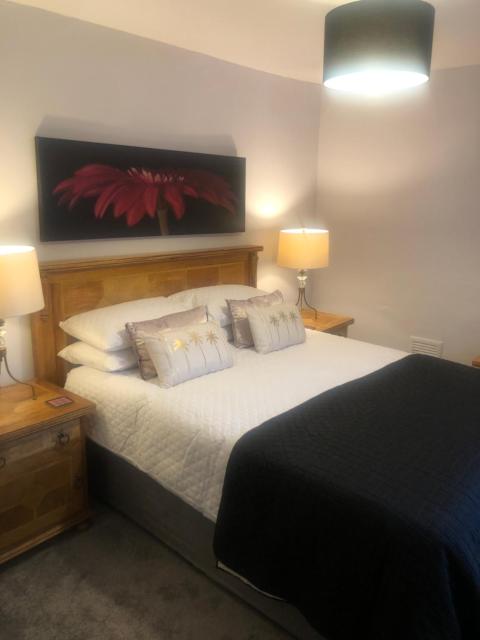 The Sandgate New Immaculate 1-Bed Apartment in Ayr