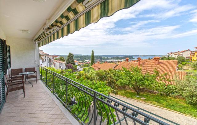 Lovely Apartment In Portoroz With Kitchen