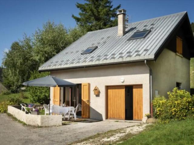 Chalet chaleureux à Corrençon - Terrasse plein sud, proche golf et remontées mécaniques - FR-1-515-182