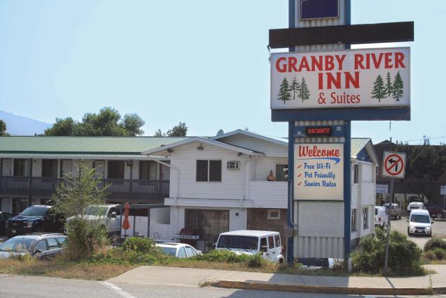 Granby River Inn & Suites