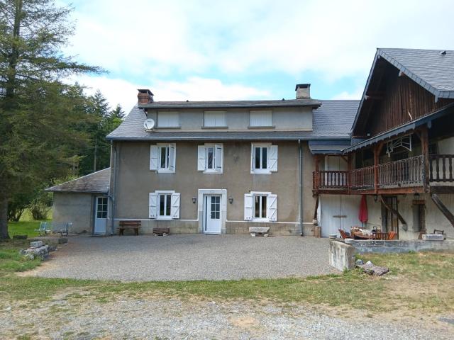 House in the mountains in the heart of a domain