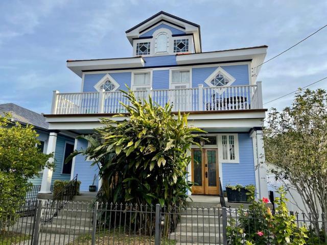 Beautiful Historic Mid City Home