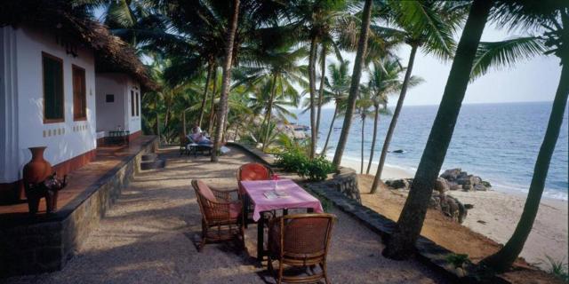 Karikkathi Beach House with two seafront rooms