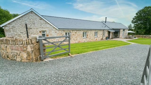 Carrog Barn