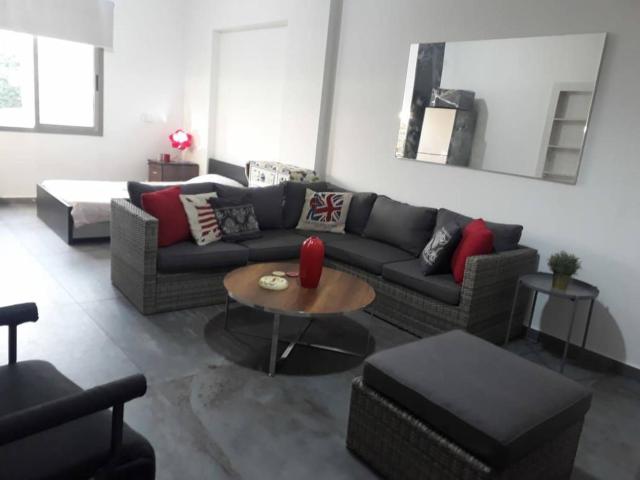 Studio In Dbayeh In A Prime Location, Wifi, 38sqm