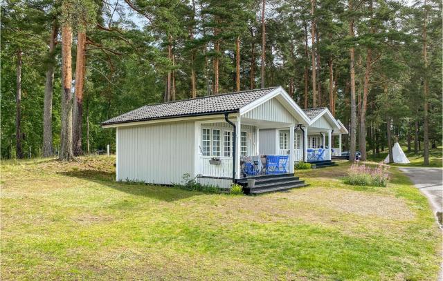 Lovely Home In Ljungby With Indoor Swimming Pool