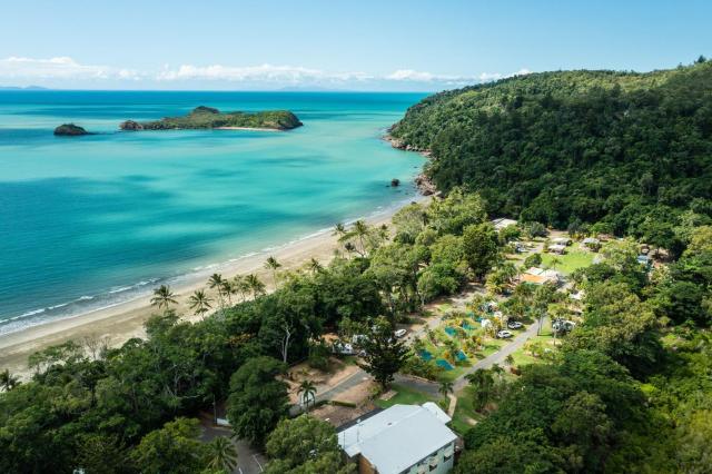 Cape Hillsborough Nature Tourist Park