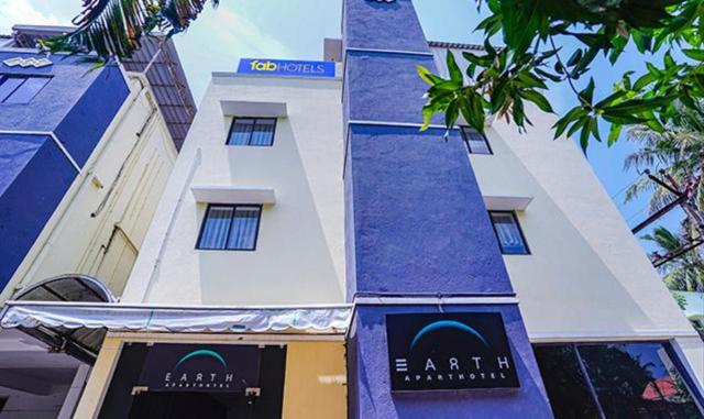 FabHotel Earth - Nr Phoenix Marketcity Chennai