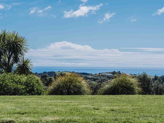 Matapouri & Tutukaka Spectacular Coastal Views- Aroha Luxury Guest Suite