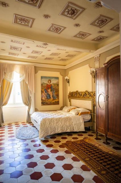 Palazzo Lari Luxury Accommodation