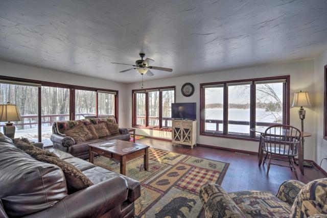 Danbury Cabin with Wraparound Porch on Lang Lake!