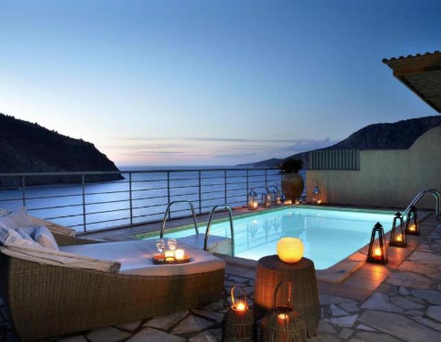 Magnificent Kefalonia Villa, Villa Chalker, 3 Bedrooms, Seafornt, Spectacular Sea Views, Private Outdoor Pool, Assos