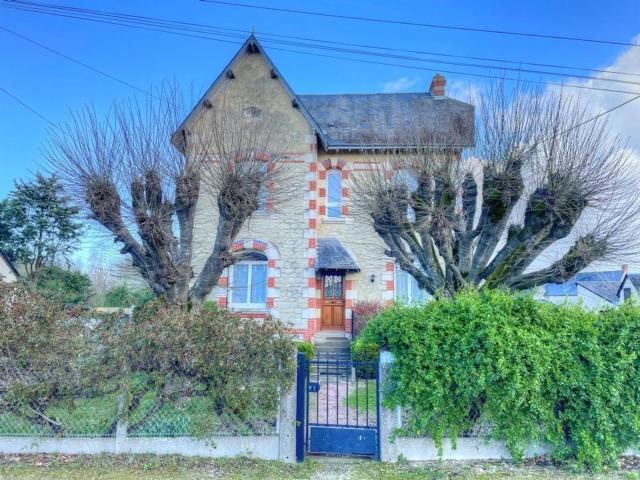 Charmant Gîte à Sepmes: Jardin Privé, Accès Wifi, Proche Châteaux de la Loire et Vignobles - FR-1-381-552