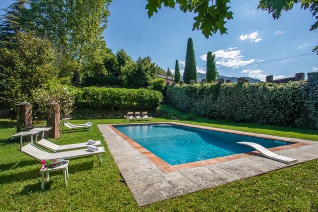 Villa Trenta Prestigious Villa Enchanting Garden