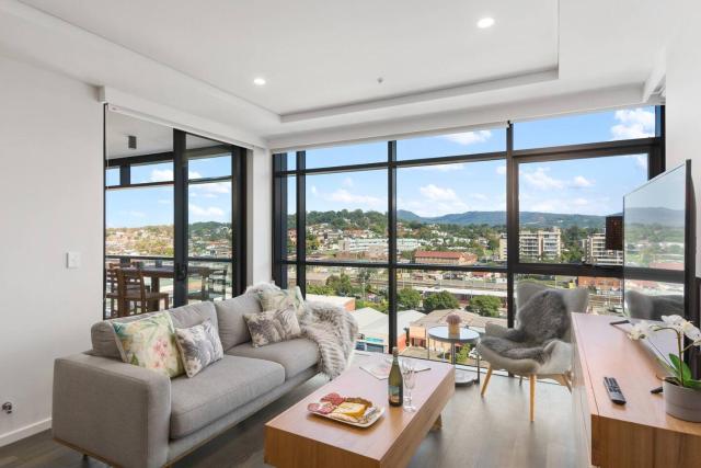 'Highview Escape' Central Wollongong Panorama Living