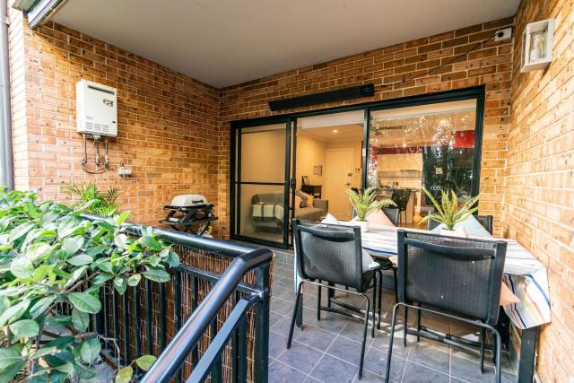 Funda Place - Leafy Hideout in Northern Beaches