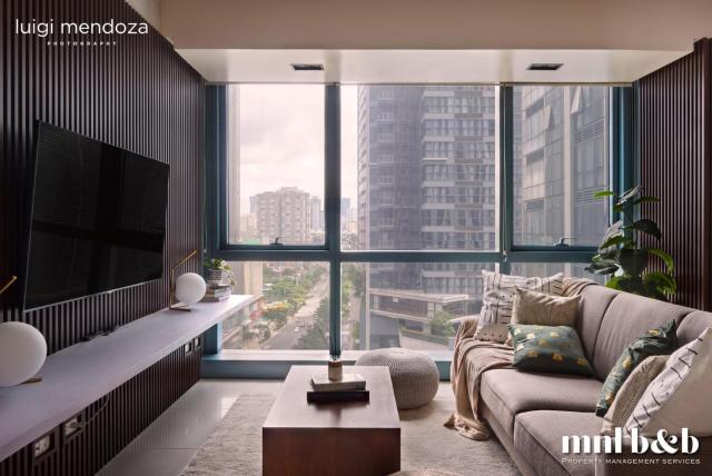 Luxury 2BR in Uptown Bgc Free pool use