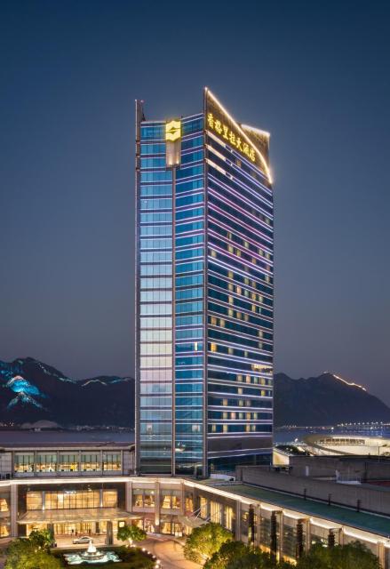 Shangri-La Wenzhou-A panoramic view of the river, adjacent to Wenzhou International Convention and Exhibition Center