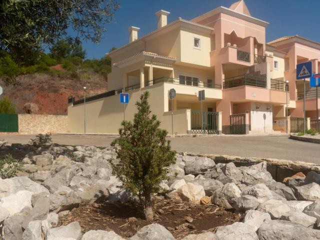 Holiday Home O segredo de Sesimbra by Interhome