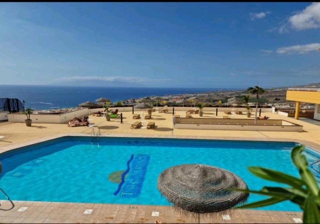 Luxury Sunset 408 heated pool with air condition and sea views