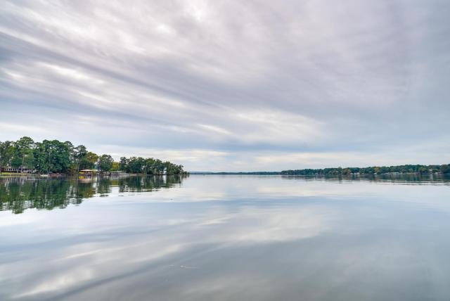 Lakefront Texas Abode with Kayaks, Fire Pit and Patio!