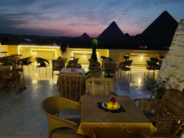 Kmet pyramids inn