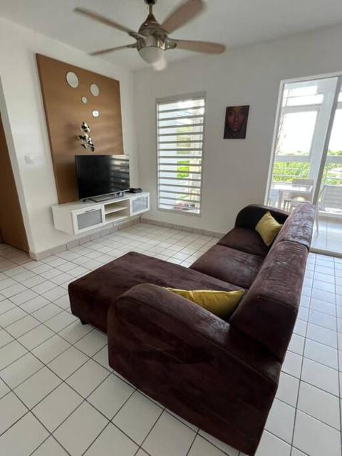 Appartement F4 Petit bourg