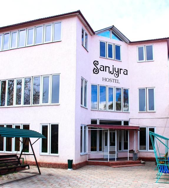 Sanjyra hostel