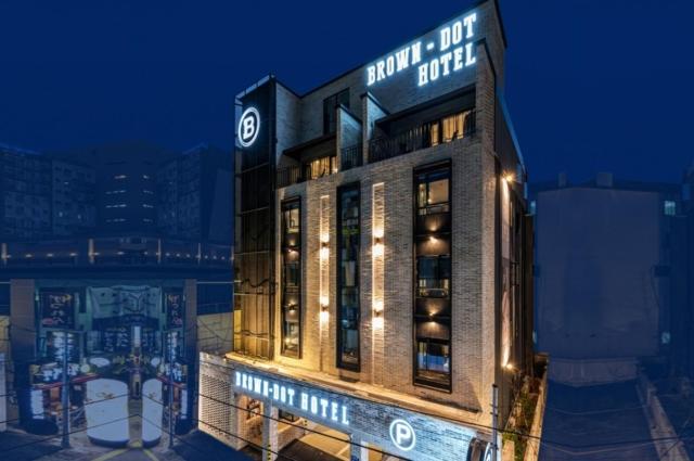 Brown-Dot Hotel Gwangalli beach