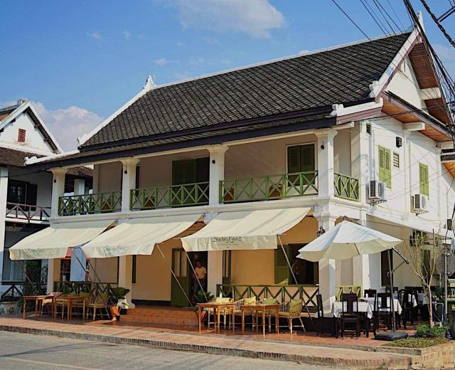 Barn Laos Luangprabang Hostel