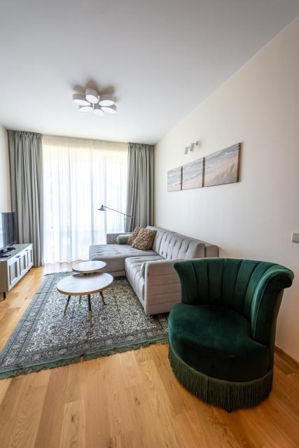 3 kambarių šeimos apartamentai su terasa Kunigiškių gatvėje