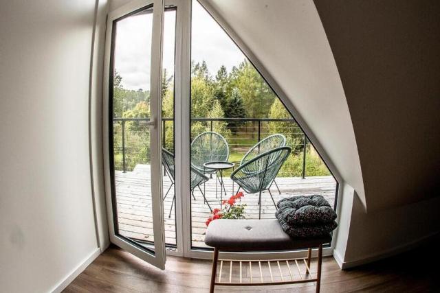 Rytas cozy apartment in the guest house with the terrace and the stunning view to the river side