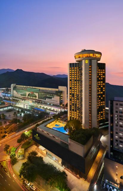 Shangri-La Shenzhen - Nearby Luohu Border, Outdoor Swimming Pool