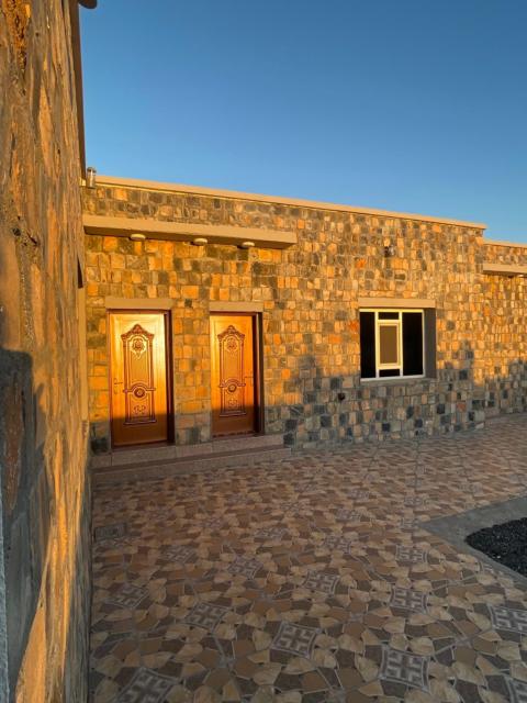 Jabal Shams, the summit house