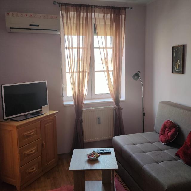 Apartman COMI