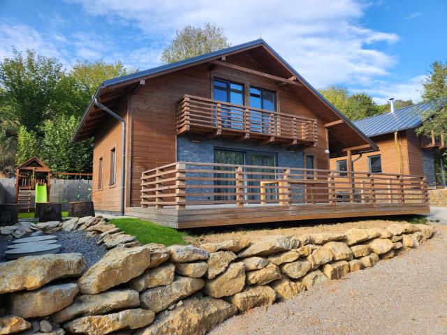 Chalet Fiona with jacuzzi