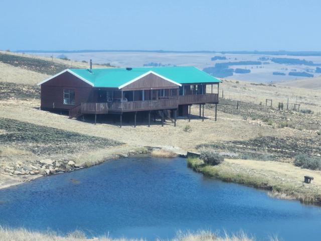 Log Cabin Moonlight Meadows Dullstroom.