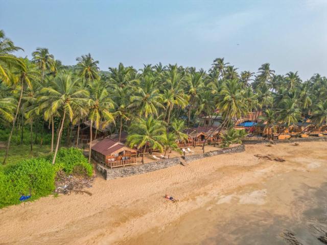 Sea Front Cottage Little Khola