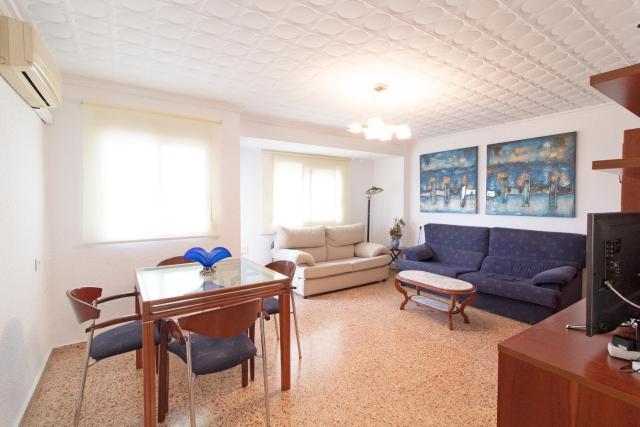 Global Properties, Apartamento centrico en Puerto de Sagunto para 5 personas