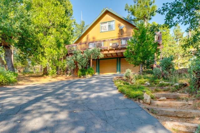 Peaceful Arnold Cabin with Hot Tub, Deck and View!