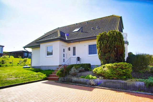 Ferienwohnung mit Terrasse in ruhiger Lage - Haus Südperd FeWo Dünenrose