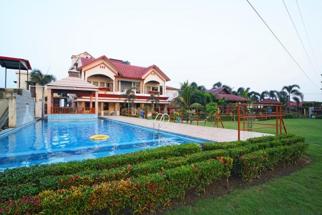 Gharana Resort !! Best Family Resort Near Kolkata with Swimming pool !!