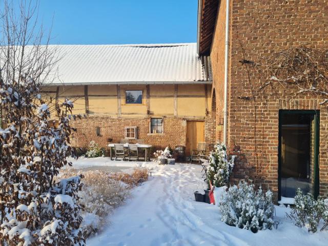 Vakantiewoning in monumentale boerderij met yurt